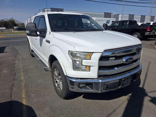 White 2016 Ford F-150 Lariat