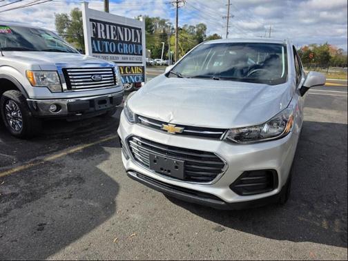 Silver 2017 Chevrolet Trax LS
