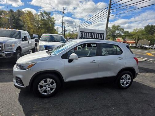 Silver 2017 Chevrolet Trax LS