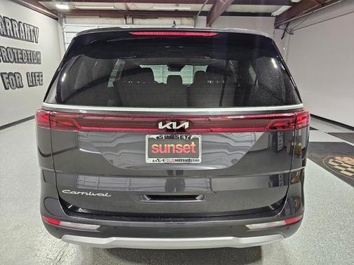 2022 Kia Carnival LXS