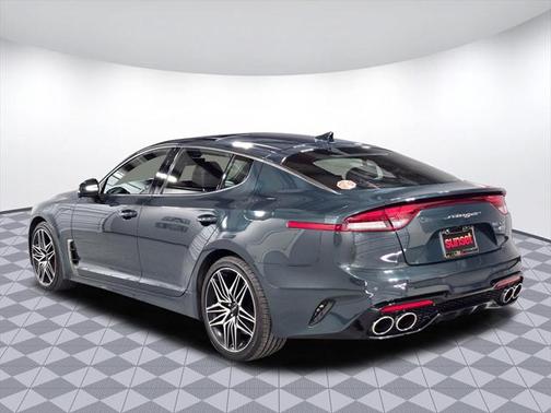 2022 Kia Stinger GT2