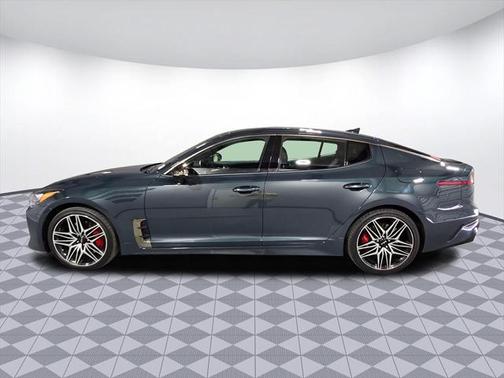2022 Kia Stinger GT2