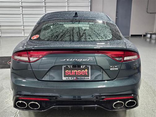 2022 Kia Stinger GT2