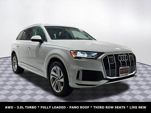 2023 Audi Q7 55 Premium Plus