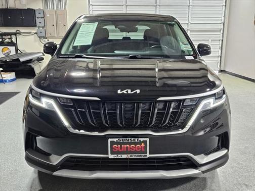 2022 Kia Carnival LXS