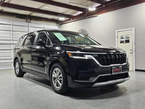 2022 Kia Carnival LXS