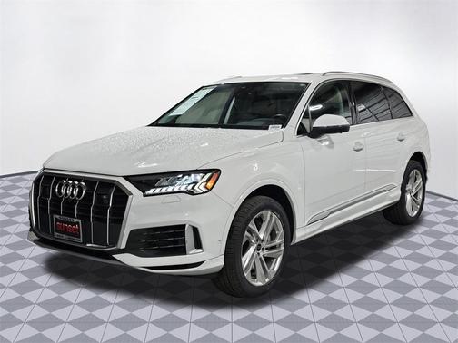 2024 Audi Q7 55 Premium Plus