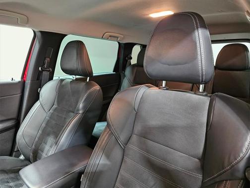 2023 Mitsubishi Outlander PHEV SE S-AWC