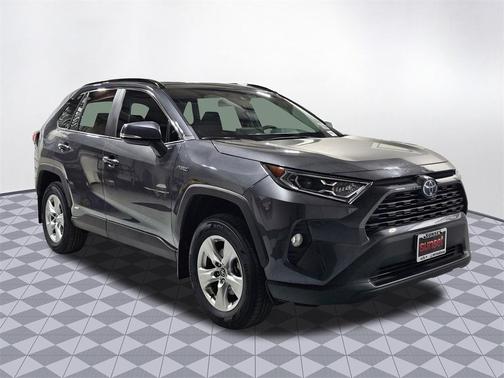 2020 Toyota RAV4 Hybrid XLE