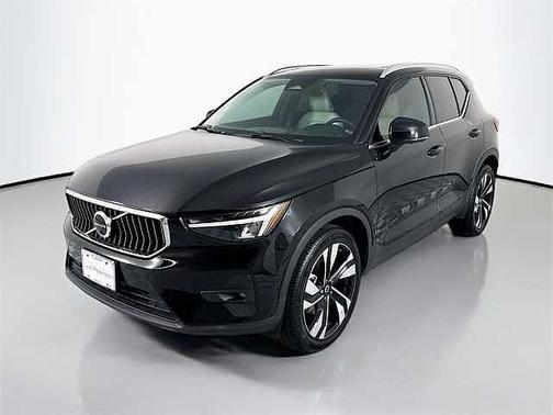 2023 Volvo XC40 Ultimate