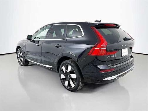 2023 Volvo XC60 Plus