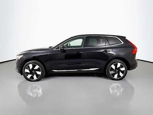 2023 Volvo XC60 Plus