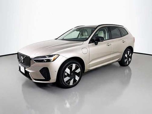 Bright Dusk 2025 Volvo XC60 Plus
