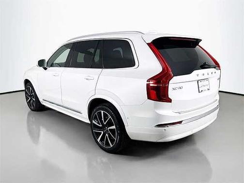 2024 Volvo XC90 Plus