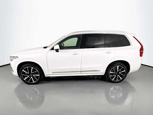 2024 Volvo XC90 Plus