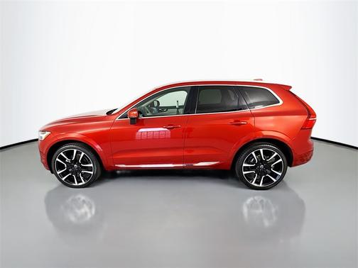 2022 Volvo XC60 B5 Inscription