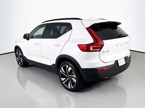 2023 Volvo XC40 Ultimate