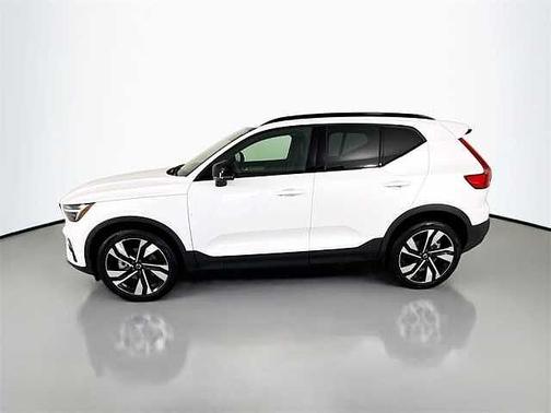 2023 Volvo XC40 Ultimate