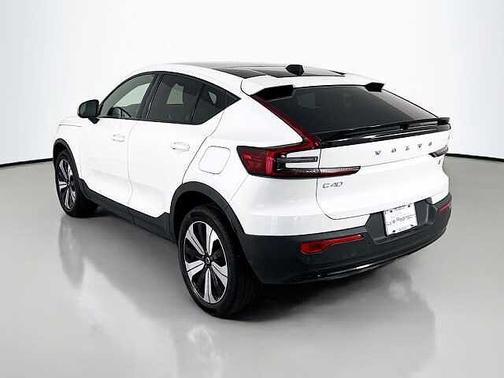 Crystal White 2023 Volvo C40 Recharge Pure Electric Plus