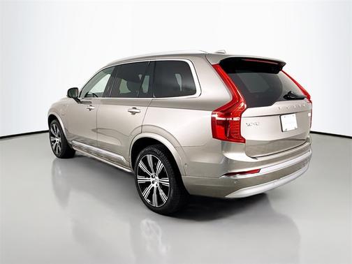 2022 Volvo XC90 Recharge Plug-In Hybrid T8 Inscription Extended Range 7P