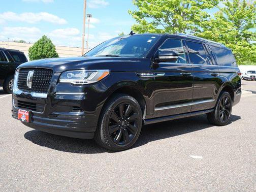 Infinite Black Metallic Clearcoat 2022 Lincoln Navigator Reserve