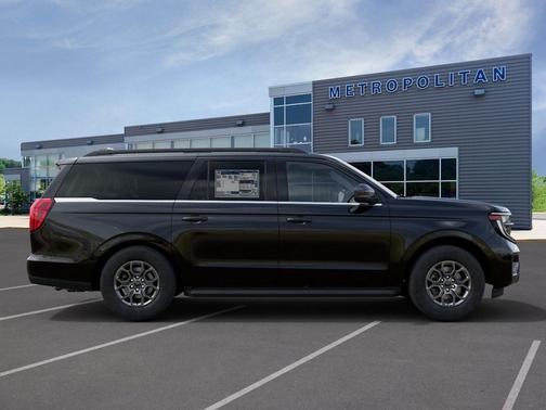 Black 2027 Ford Expedition Max Active 4x4