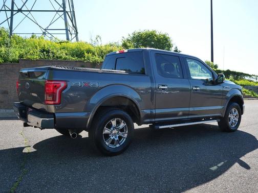 Magnetic Metallic 2015 Ford F-150 Lariat