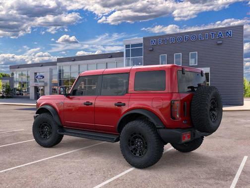 Ruby Red 2026 Ford Bronco Outer Banks