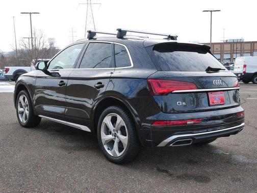 2022 Audi Q5 45 S line Premium Plus