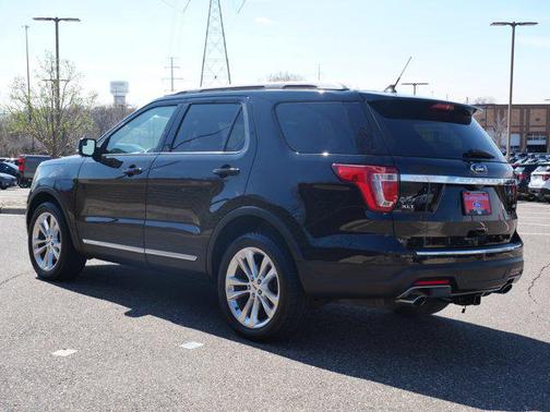 Shadow Black 2018 Ford Explorer XLT