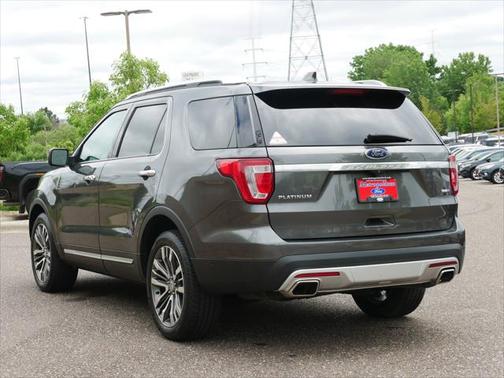 2017 Ford Explorer Platinum