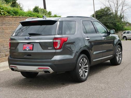 2017 Ford Explorer Platinum