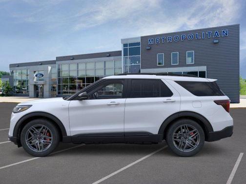 Space White Metallic 2026 Ford Explorer ST-Line