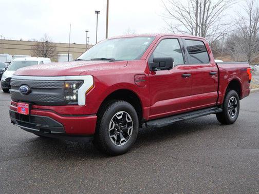 2023 Ford F-150 Lightning XLT