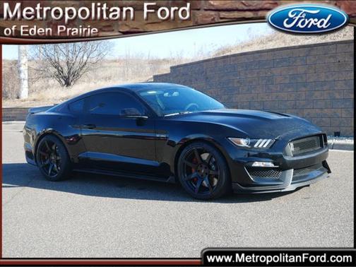 2017 Ford Shelby GT350 Base