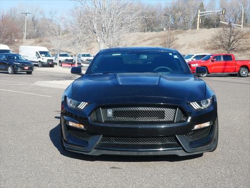 2017 Ford Shelby GT350 Base