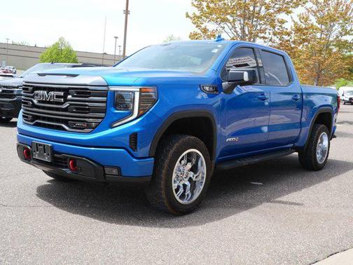 Dynamic Blue Metallic 2022 GMC Sierra 1500 AT4