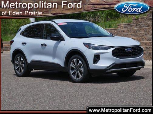 Space Silver Metallic 2025 Ford Escape Platinum