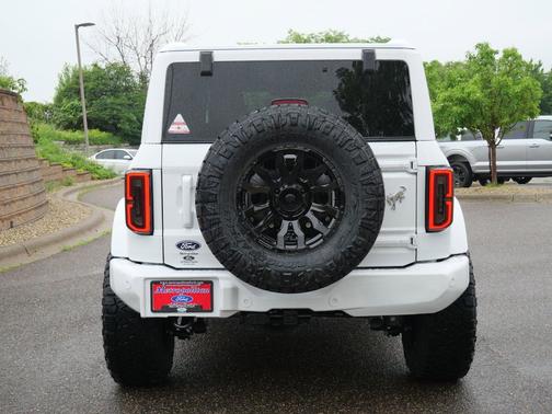 Oxford White 2026 Ford Bronco Outer Banks
