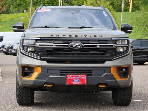 Wild Green 2025 Ford Expedition Tremor