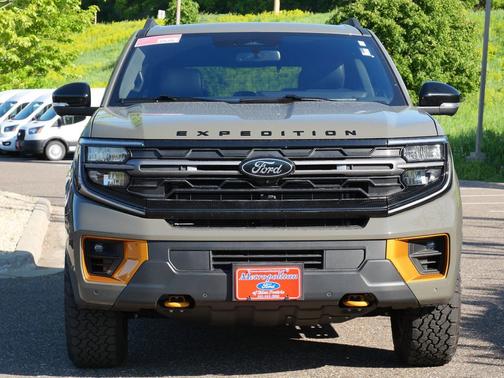 Wild Green 2025 Ford Expedition Tremor