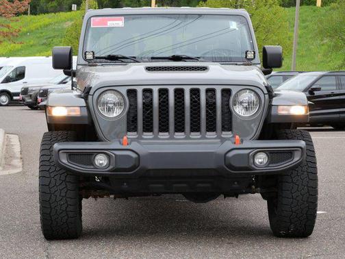 Sting-Gray Clearcoat 2021 Jeep Gladiator Mojave 4x4