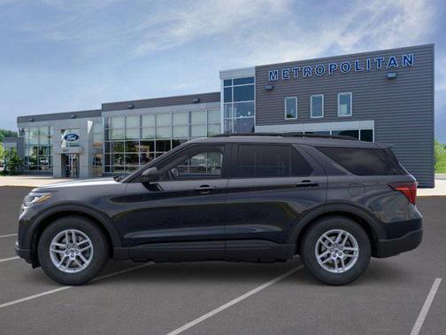 Agate Black Metallic 2026 Ford Explorer Active