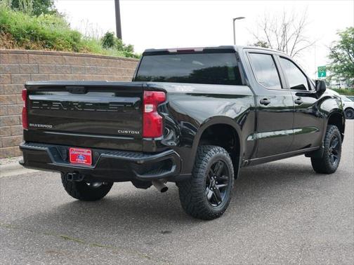 2022 Chevrolet Silverado 1500 Custom Trail Boss