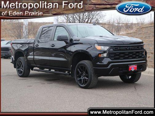 2022 Chevrolet Silverado 1500 Custom Trail Boss