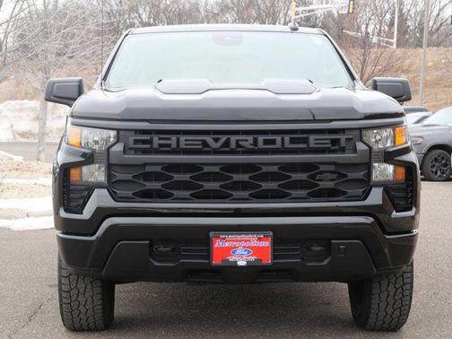 2022 Chevrolet Silverado 1500 Custom Trail Boss