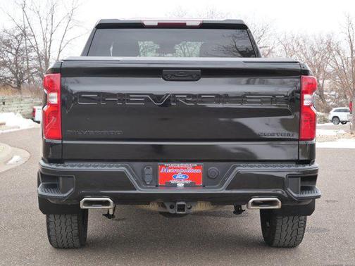 2022 Chevrolet Silverado 1500 Custom Trail Boss