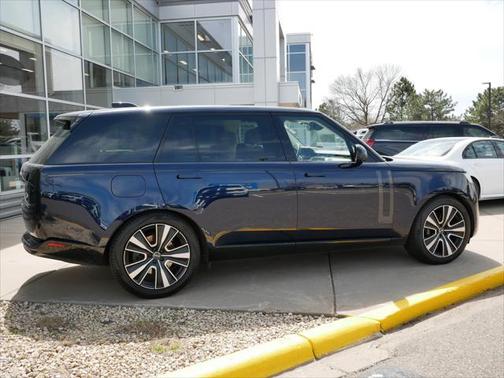 2023 Land Rover Range Rover Autobiography