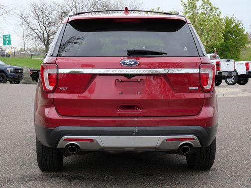 Ruby Red Metallic Tinted Clearcoat 2016 Ford Explorer XLT