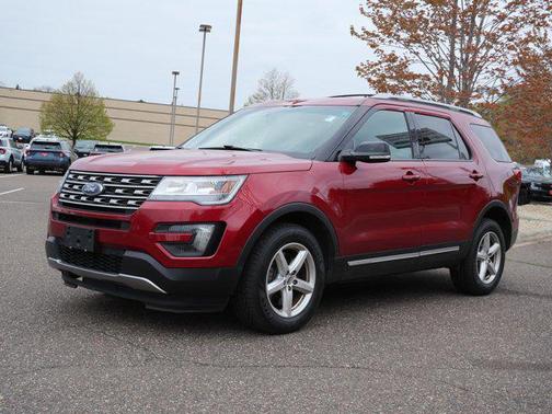 Ruby Red Metallic Tinted Clearcoat 2016 Ford Explorer XLT